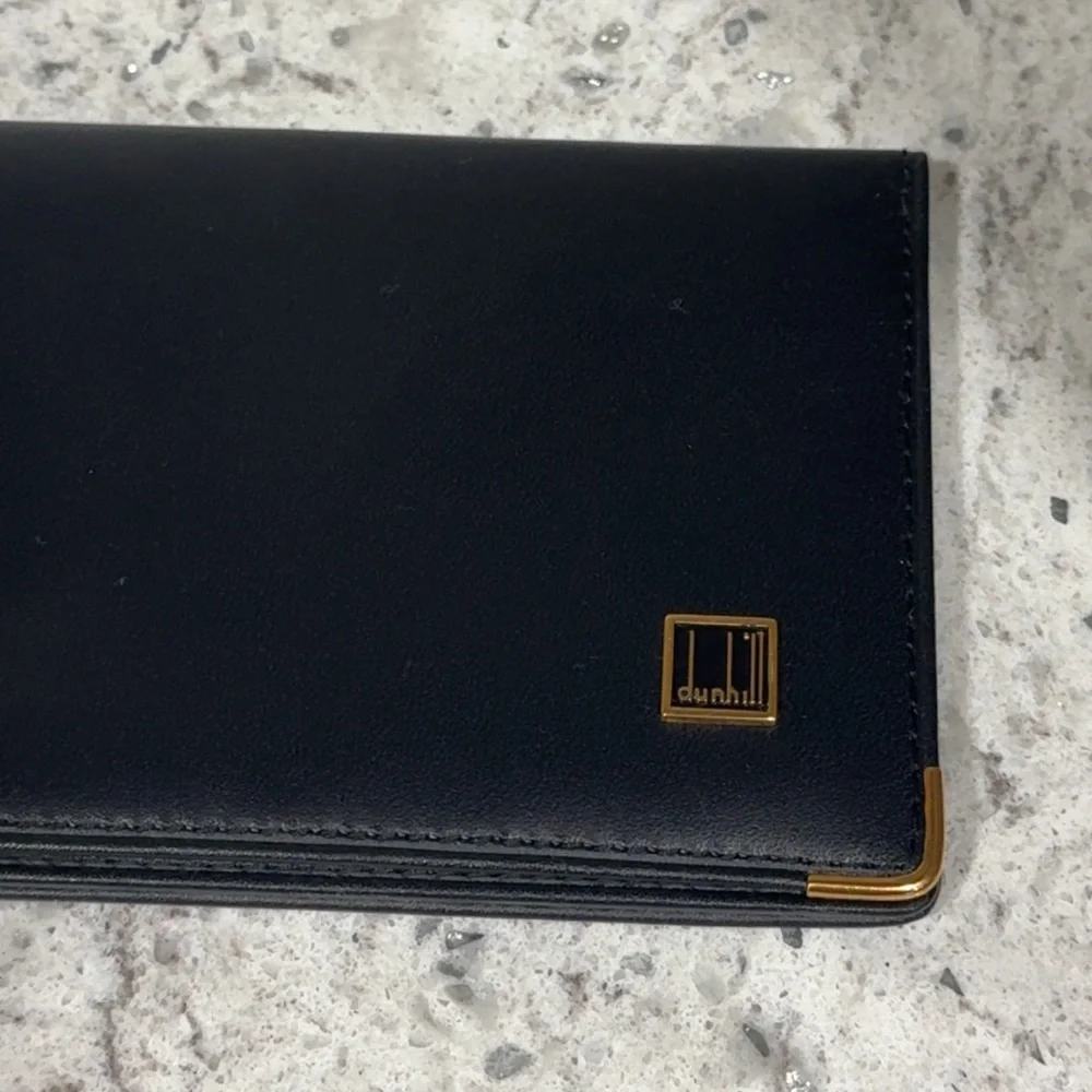 Dunhill Long Billfold Logo Plate Leather Men’s Wallet
AUTHENTIC LIKE NEW - Picture 5 of 13